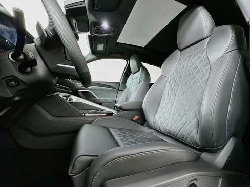 New 2026 Audi SQ5 Prestige AWD/4WD image 18