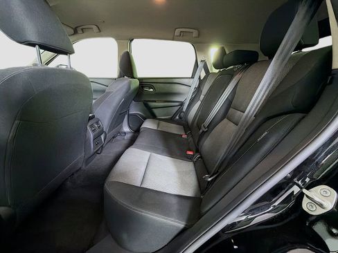 Used 2024 Nissan Rogue SV FWD image 21