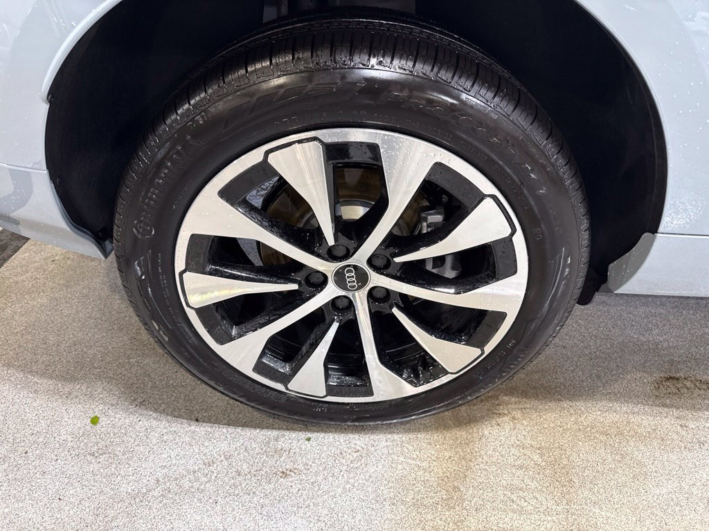 New 2026 Audi Q3 quattro 2.0T AWD/4WD image 13