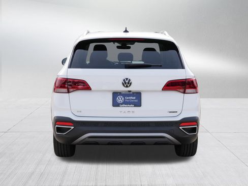 Certified 2023 Volkswagen Taos SE w/ Panoramic Sunroof Package AWD/4WD image 6