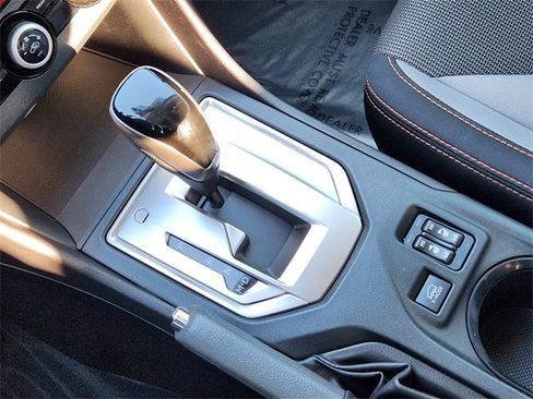 Used 2021 Subaru Crosstrek 2.0i Premium w/ Moonroof Package image 21