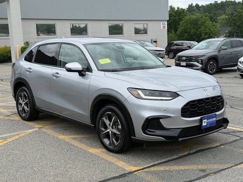 Used 2025 Honda HR-V EX-L image 8