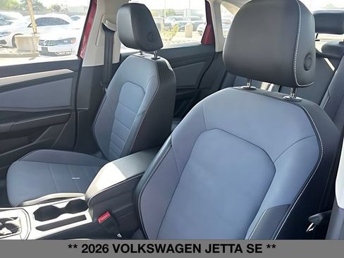 Used 2026 Volkswagen Jetta SE FWD image 18