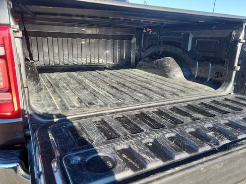 Used 2020 RAM 1500 Laramie image 12