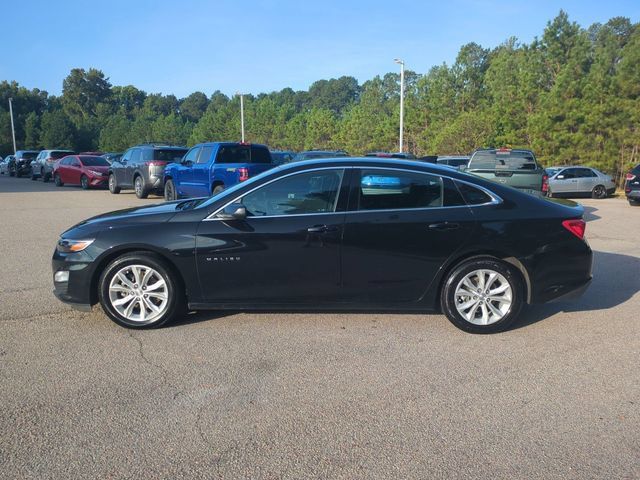 Used 2025 Chevrolet Malibu LT FWD image 3