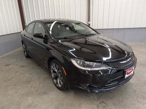 Used 2016 Chrysler 200 S w/ Navigation & Sound Group I AWD/4WD image 11