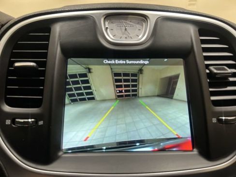 Used 2019 Chrysler 300 Touring L w/ Quick Order Package 22F RWD image 13