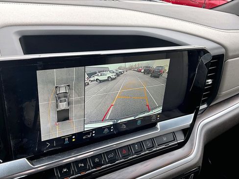 Used 2022 GMC Sierra 1500 SLT w/ SLT Premium Plus Package image 27