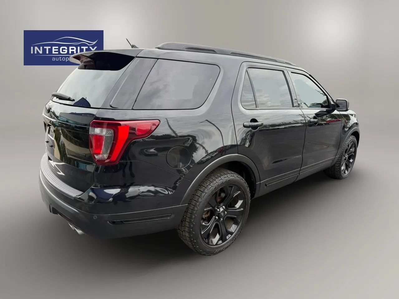 Used 2019 Ford Explorer Sport w/ Equipment Group 401A AWD/4WD image 5