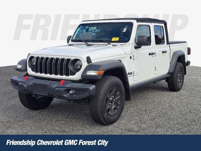 Used 2024 Jeep Gladiator Sport