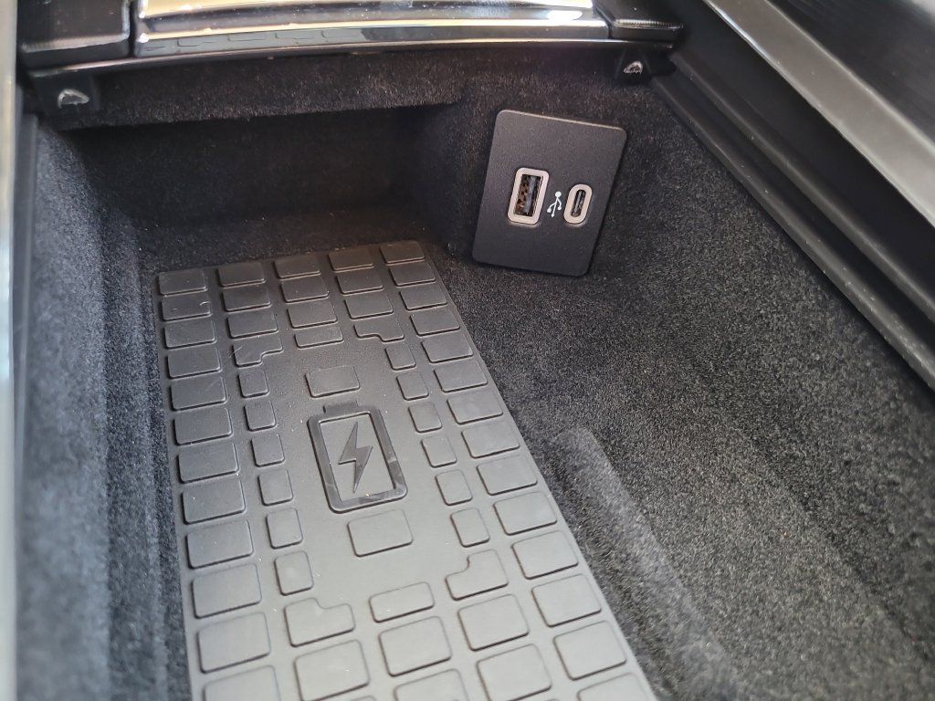 Used 2026 Lincoln Corsair Reserve FWD image 24