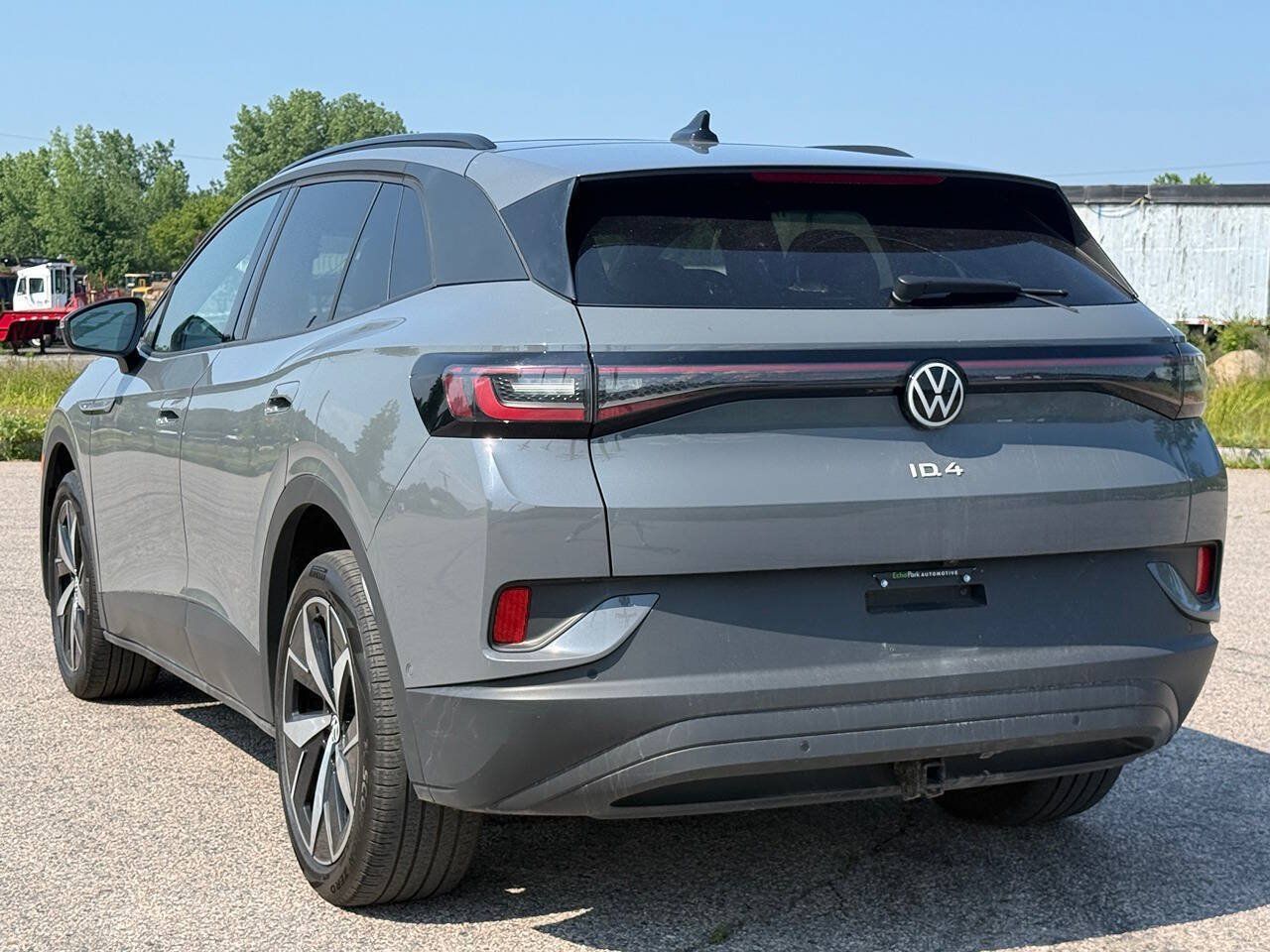 Used 2023 Volkswagen ID.4 Pro S AWD/4WD image 3