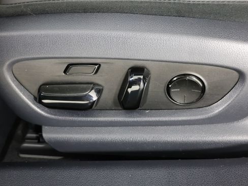Used 2024 Lexus ES 300h Ultra Luxury w/ Accessory Package (Z2) FWD image 26