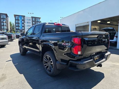 New 2025 Chevrolet Colorado Z71 image 3