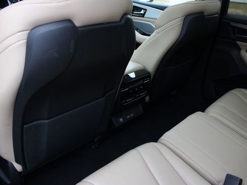 Used 2022 Acura MDX SH-AWD image 47