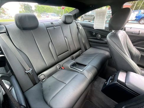 Used 2019 BMW 440i Coupe w/ M Sport Package RWD image 21