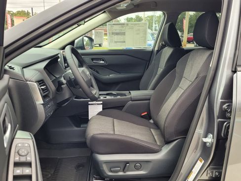 New 2026 Nissan Rogue SV image 3