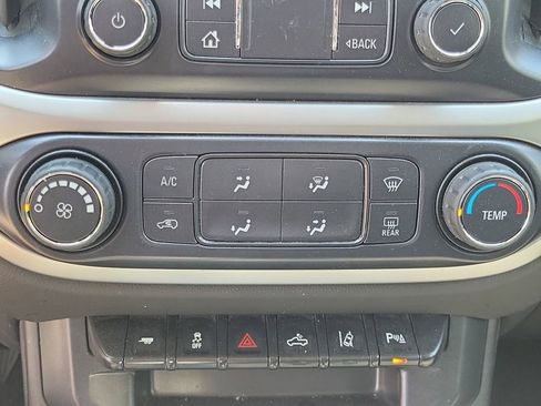 Used 2020 Chevrolet Colorado LT w/ Safety Package AWD/4WD image 29