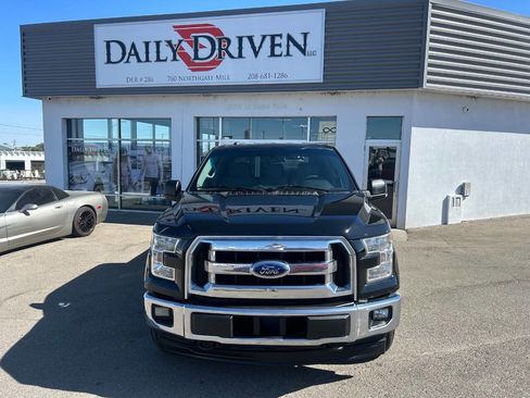 Used 2017 Ford F150 XLT image 2