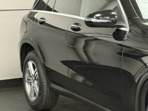 Used 2022 Mercedes-Benz GLC 300 image 5