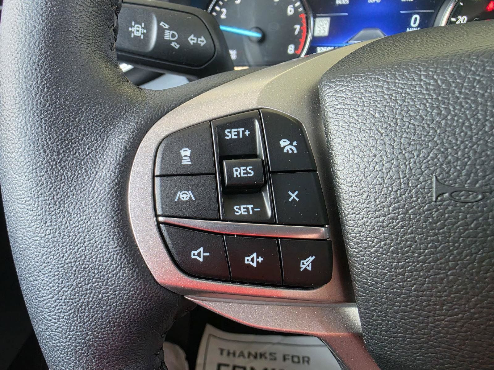 Used 2023 Ford Explorer XLT w/ Equipment Group 202A AWD/4WD image 22