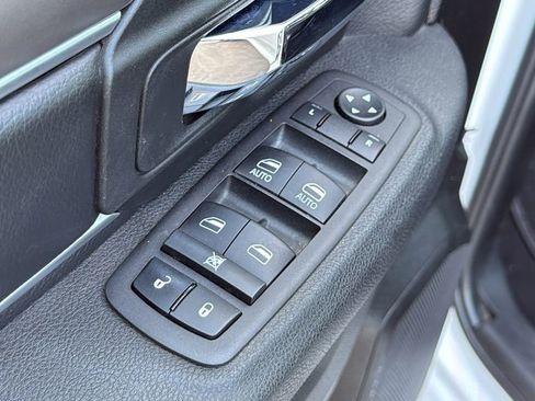 Used 2024 RAM 1500 Classic Warlock image 9