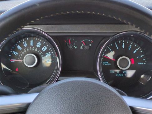 Used 2014 Ford Mustang GT image 21
