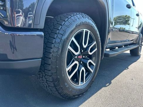 Used 2026 GMC Sierra 1500 AT4 w/ AT4 Preferred Package AWD/4WD image 13