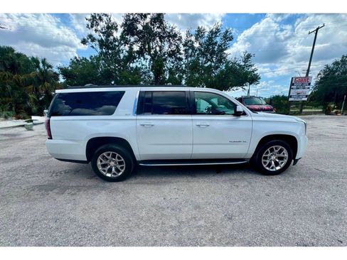 Used 2016 GMC Yukon XL SLT w/ Open Road Package RWD image 7