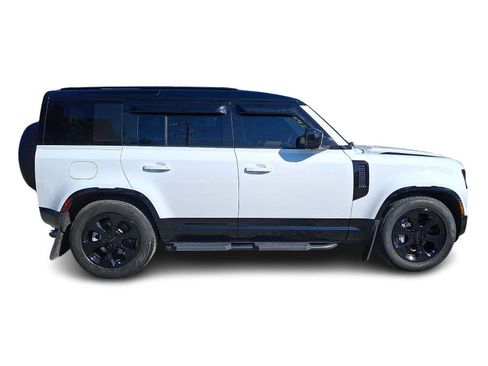 Used 2026 Land Rover Defender 110 X-Dynamic SE AWD/4WD image 7