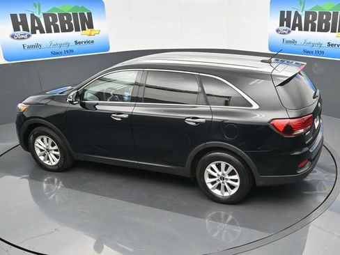 Used 2020 Kia Sorento LX image 24