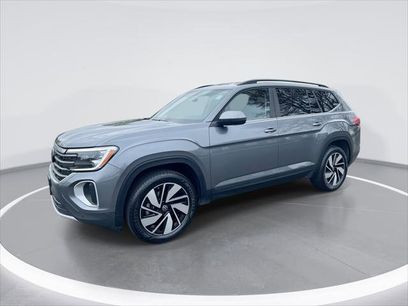Used 2025 Volkswagen Atlas SE