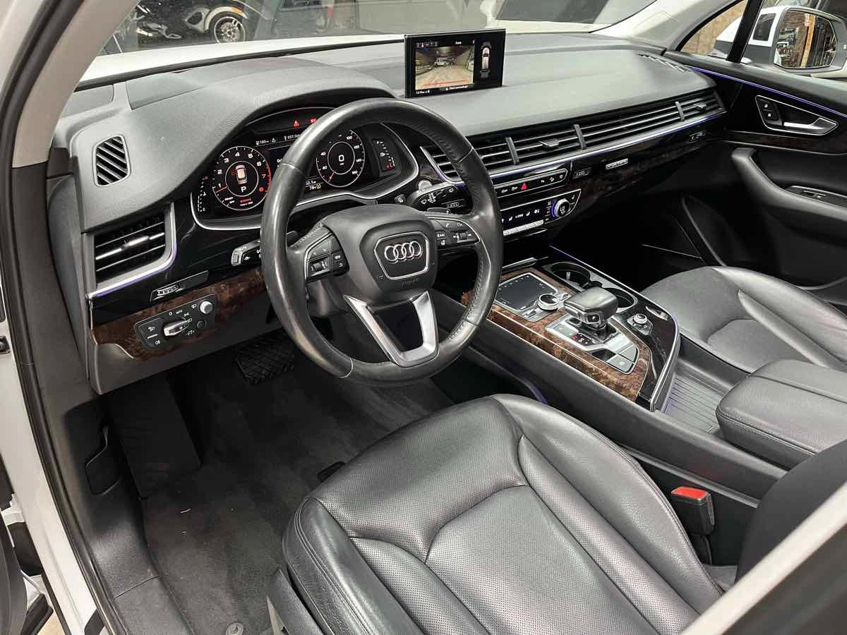 Used 2018 Audi Q7 3.0T Prestige w/ Prestige Package AWD/4WD image 23