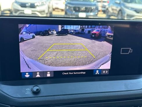 Used 2023 Honda Accord Sport image 9