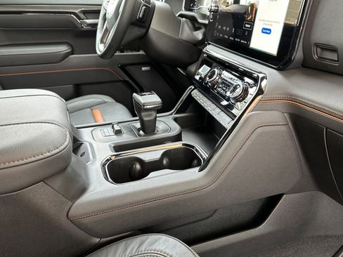 Certified 2025 GMC Sierra 1500 AT4 image 16