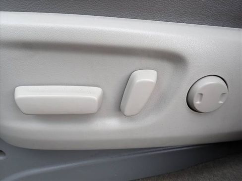 Used 2013 Toyota Sienna Limited w/ Premium Pkg AWD/4WD image 13