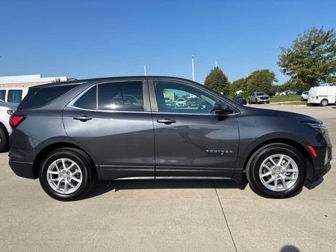 Used 2022 Chevrolet Equinox LT FWD image 8