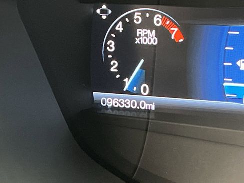 Used 2017 Ford Fusion SE image 15