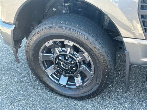 Used 2023 Ford F250 Lariat w/ Lariat Ultimate Package image 9