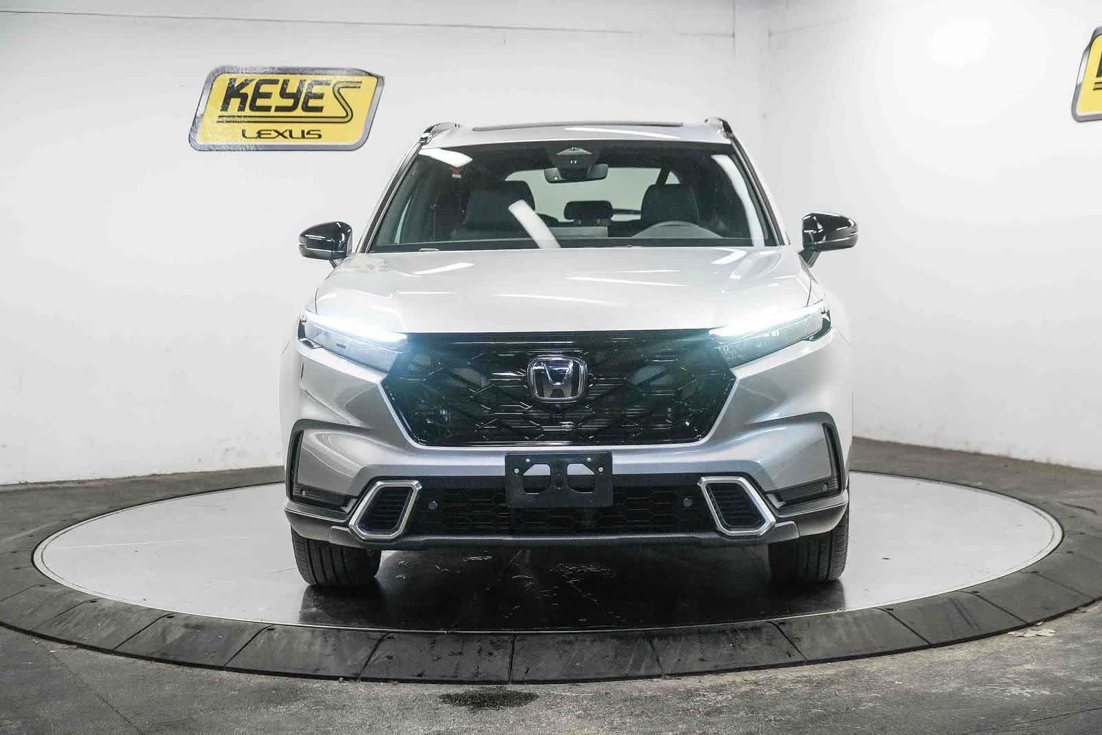 Used 2026 Honda CR-V Sport Touring image 8