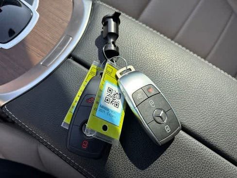 Used 2021 Mercedes-Benz C 300 4MATIC Sedan image 27