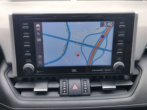 Used 2020 Toyota RAV4 Limited FWD image 12