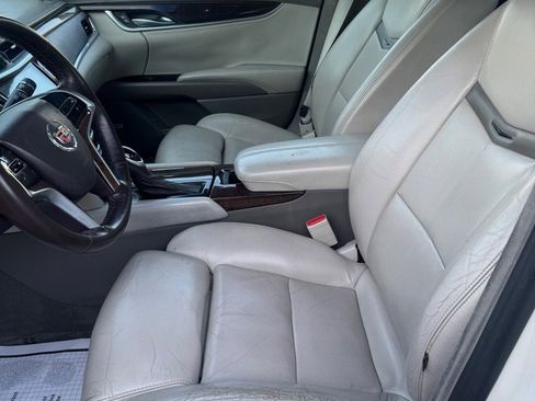 Used 2013 Cadillac XTS Platinum FWD image 7