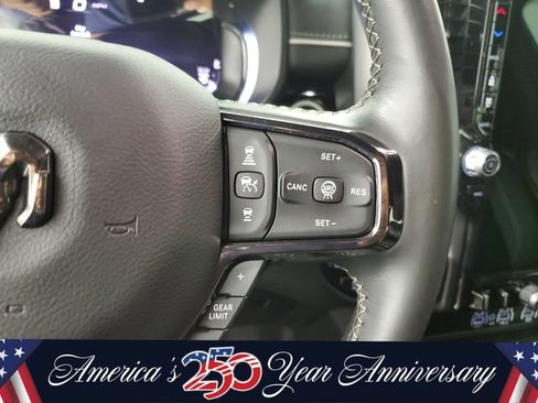 Used 2025 RAM 1500 Limited AWD/4WD image 27