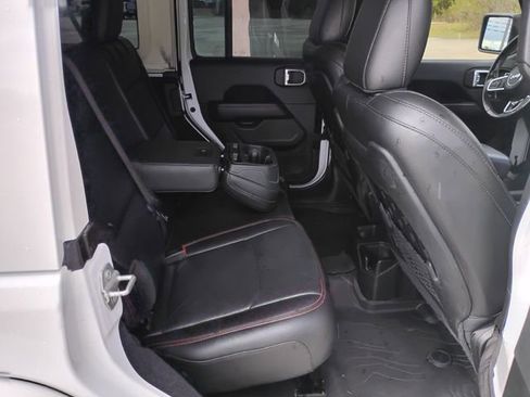 Used 2022 Jeep Wrangler Unlimited Rubicon w/ LED Lighting Group image 19