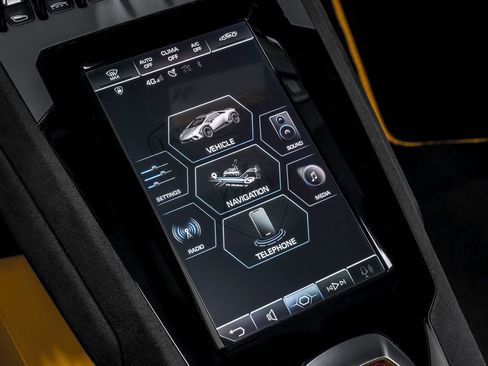 Used 2024 Lamborghini Huracan Sterrato image 25