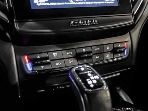 Used 2019 Maserati Ghibli S GranLusso AWD/4WD image 25