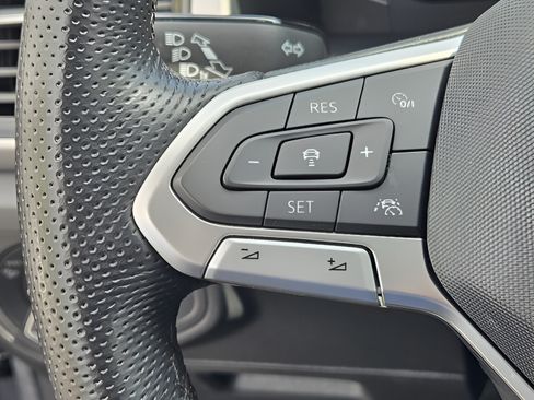 Certified 2023 Volkswagen Atlas SEL Premium AWD/4WD image 26