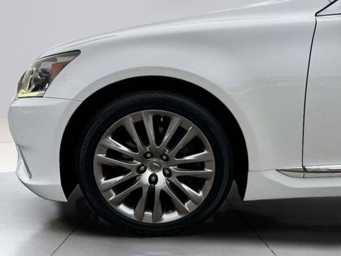 Used 2015 Lexus LS 460 image 58
