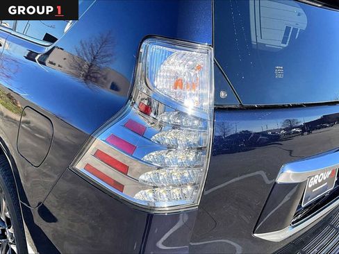 Used 2023 Lexus GX 460 Premium image 26